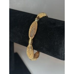Vintage Gold Tone Openwork Filigree Bangle Bracelet Textured Mesh